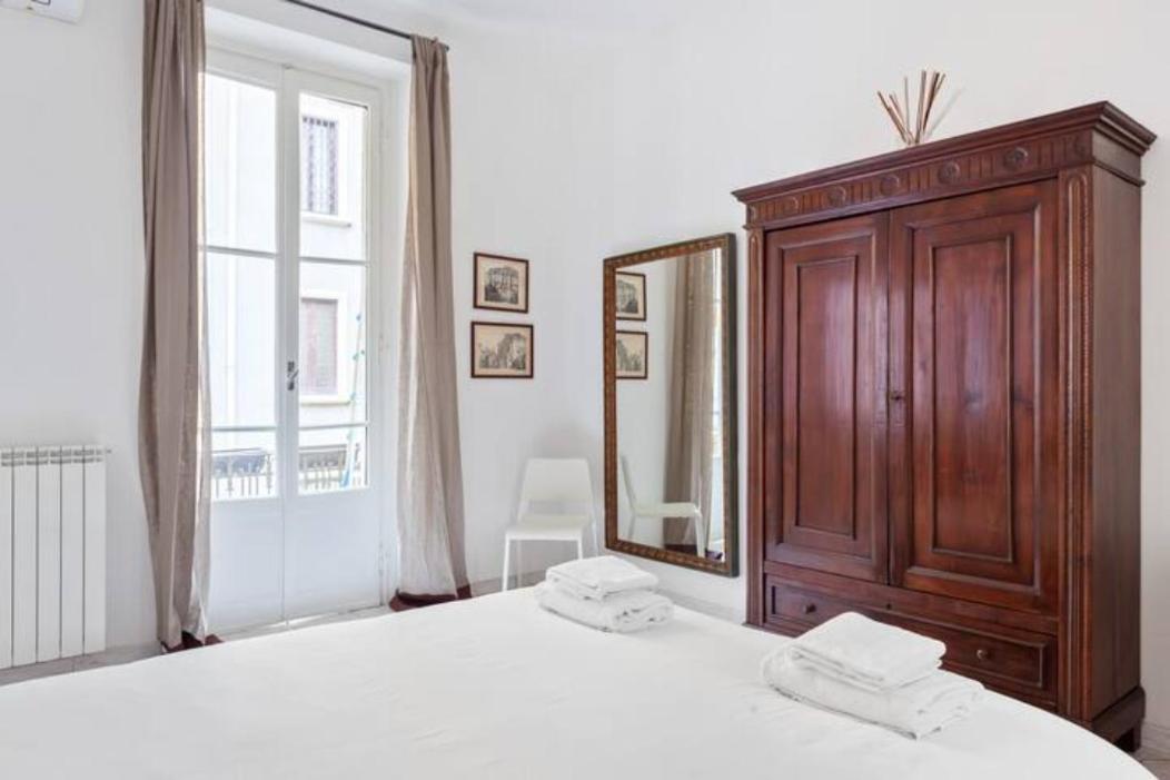 Isola And Zara Comfortable Apartment Milan Luaran gambar